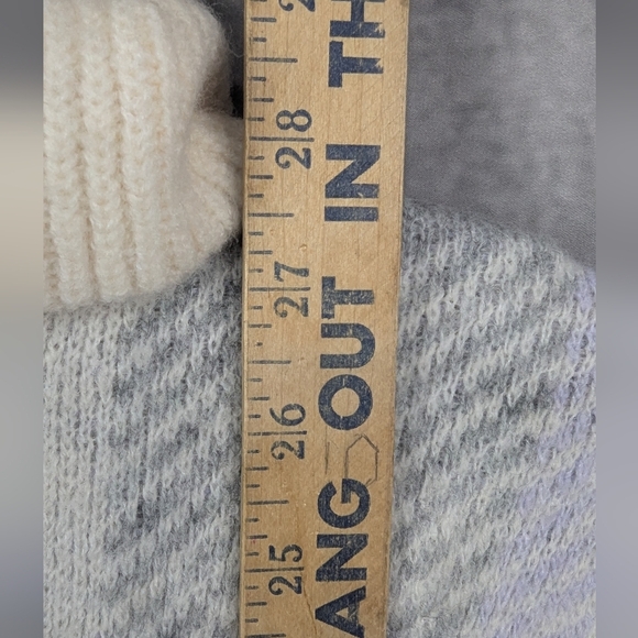 Loft Size Medium NWT Soft Sweater Cream Gray Lavender Loose Turtleneck - Picture 12 of 13